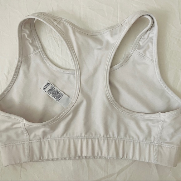 Nike Swoosh Dri- Fit Light Support Women's Non-Padded Sports Bra size S - Picture 5 of 6